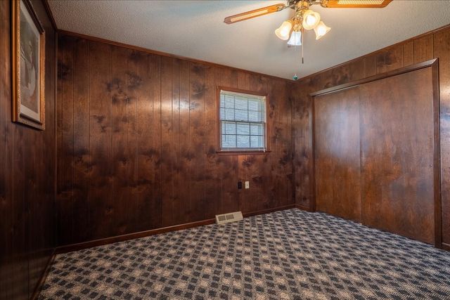 717 Brenda Ave, Loretto, TN 38469