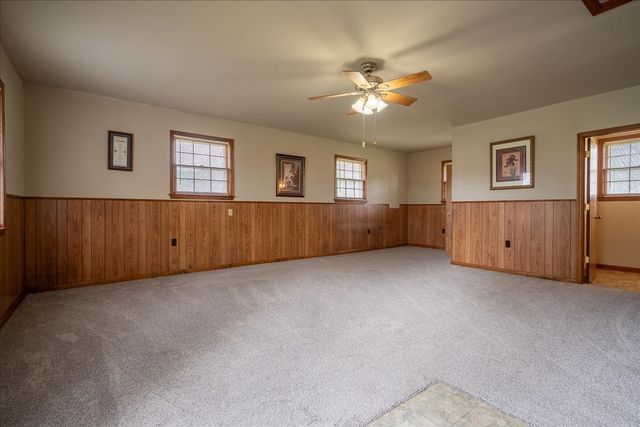 717 Brenda Ave, Loretto, TN 38469