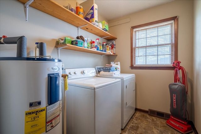 717 Brenda Ave, Loretto, TN 38469