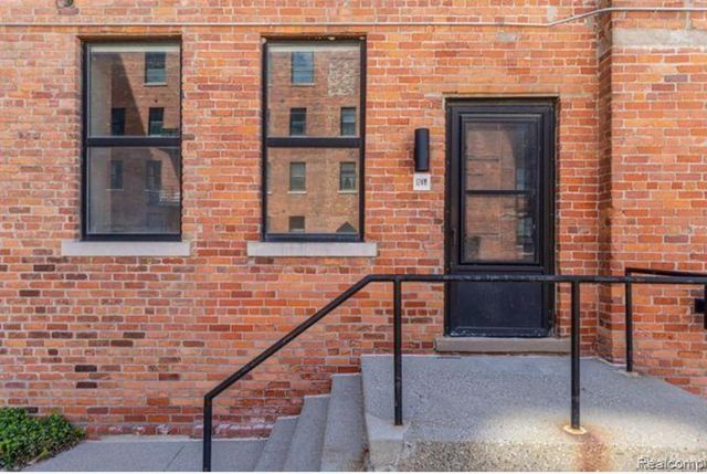 6533 E Jefferson Avenue 124, Detroit, MI 48207