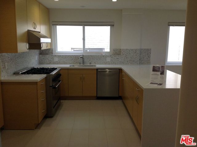 10655 Wilshire Boulevard 301, Los Angeles, CA 90024