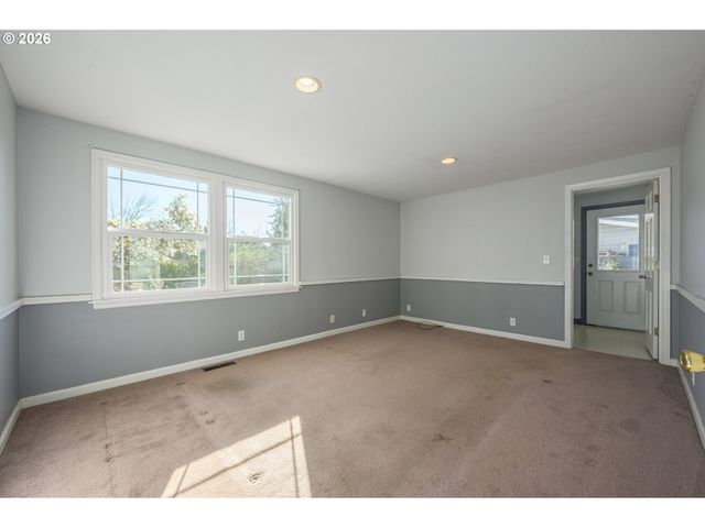 2580 ELYSIUM Ave, Eugene, OR 97401