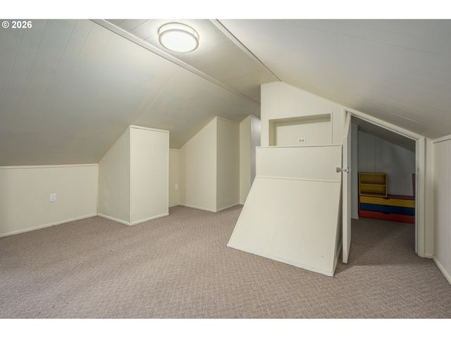 2580 ELYSIUM Ave, Eugene, OR 97401