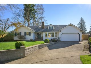 2580 ELYSIUM Ave, Eugene, OR 97401