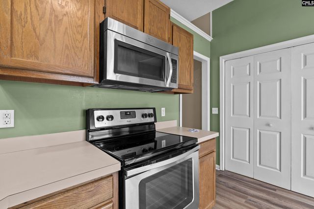 305 Whispering Glen Court, West Columbia, SC 29170