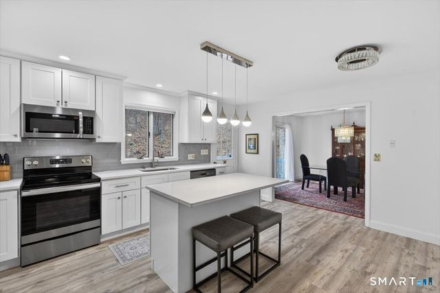 80 Kirk Road, Hamden, CT 06514