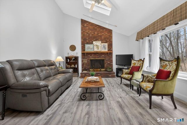 80 Kirk Road, Hamden, CT 06514