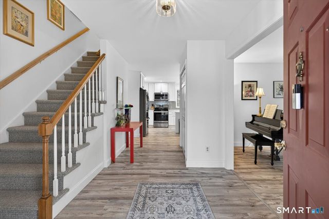 80 Kirk Road, Hamden, CT 06514