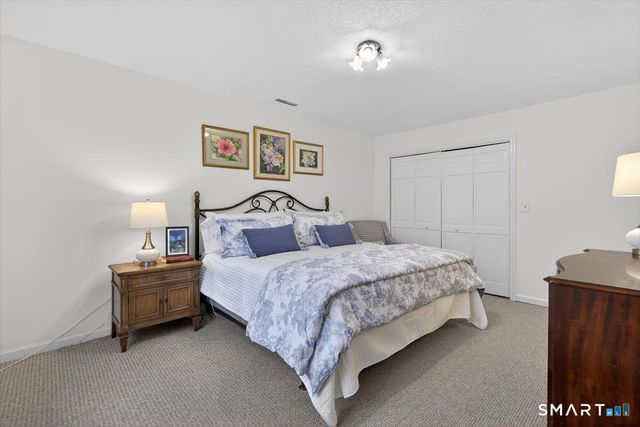 80 Kirk Road, Hamden, CT 06514