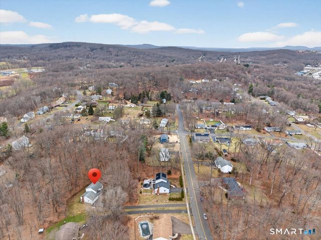 80 Kirk Road, Hamden, CT 06514