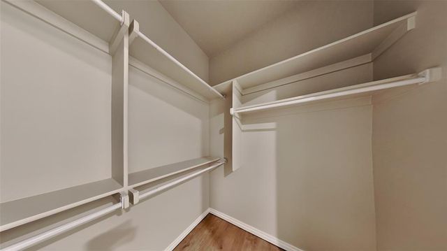 6933 Labelle Drive, Warr Acres, OK 73132