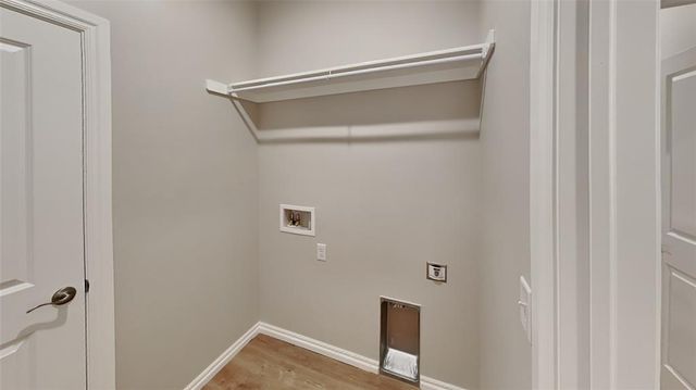 6933 Labelle Drive, Warr Acres, OK 73132