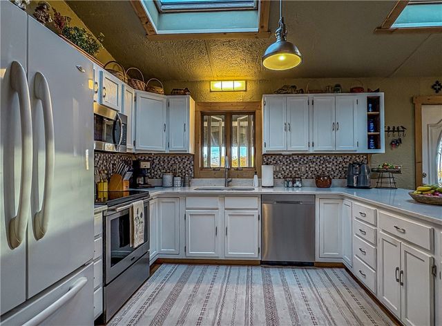 2268 MC 6035, Yellville, AR 72687