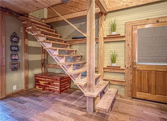 2268 MC 6035, Yellville, AR 72687