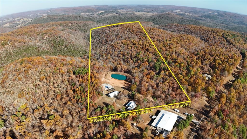 2268 MC 6035, Yellville, AR 72687