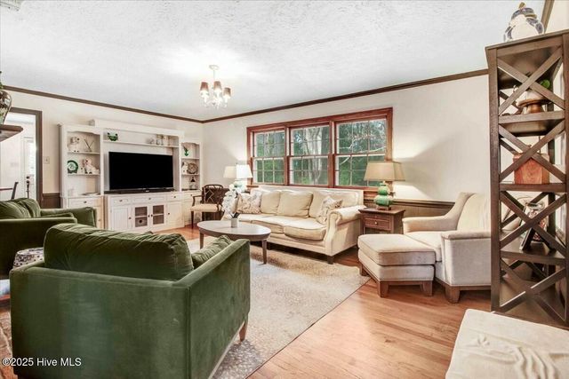 607 Gloucester Road, Goldsboro, NC 27534