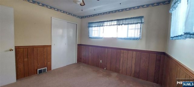 412 Flaker Drive, Wyckoff, NJ 07481