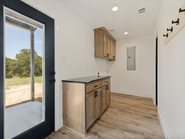 271 Rolling Ranch Boulevard, Alvord, TX 76225
