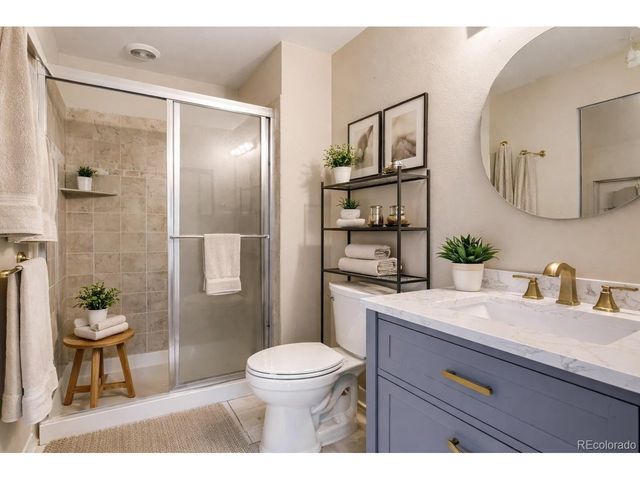 13241 E Asbury Dr 202, Aurora, CO 80014