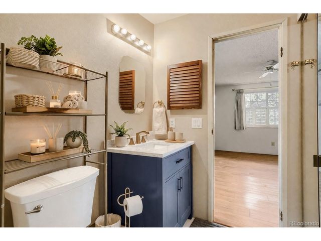 13241 E Asbury Dr 202, Aurora, CO 80014