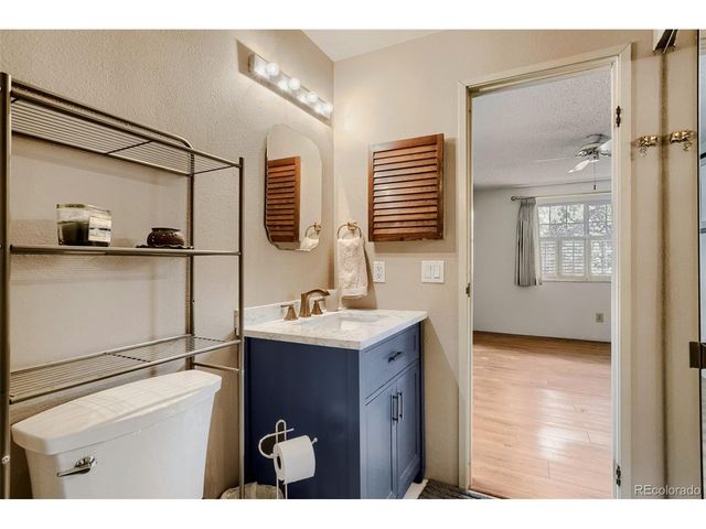 13241 E Asbury Dr 202, Aurora, CO 80014