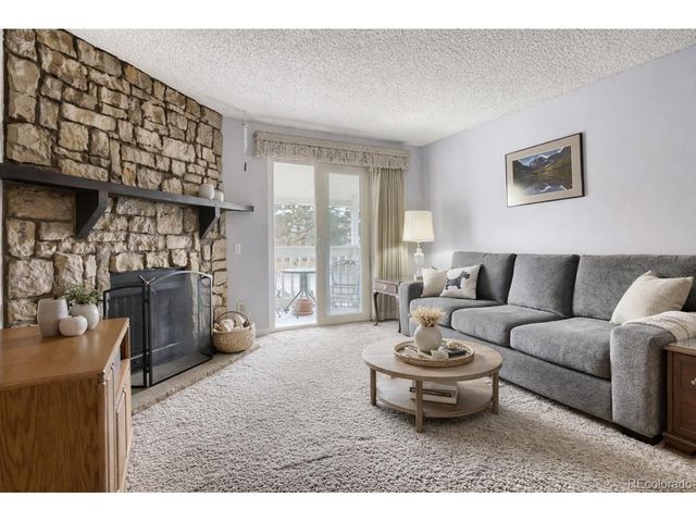 13241 E Asbury Dr 202, Aurora, CO 80014