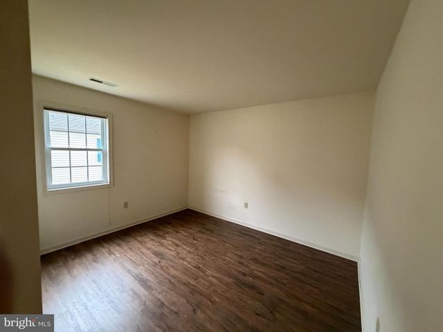 4 ROSEMONT DR, Myerstown, PA 17067