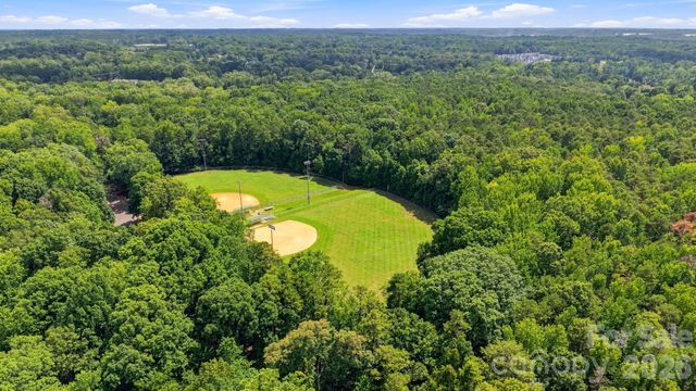 4515 Lindsay Lane, Matthews, NC 28105