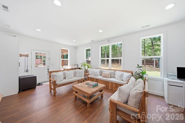 4515 Lindsay Lane, Matthews, NC 28105