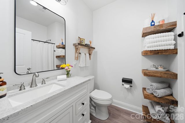 4515 Lindsay Lane, Matthews, NC 28105