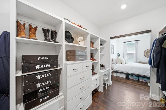 4515 Lindsay Lane, Matthews, NC 28105