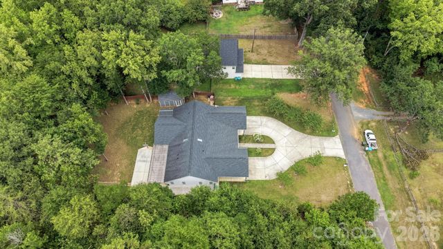 4515 Lindsay Lane, Matthews, NC 28105