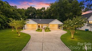 4515 Lindsay Lane, Matthews, NC 28105
