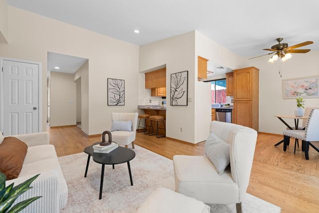 1412 Love Way, Auburn, CA 95603