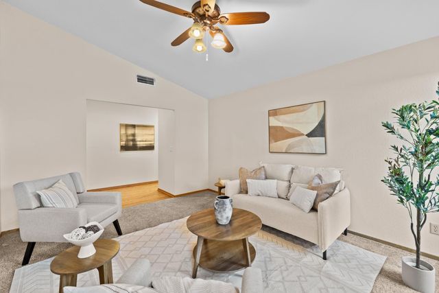 1412 Love Way, Auburn, CA 95603