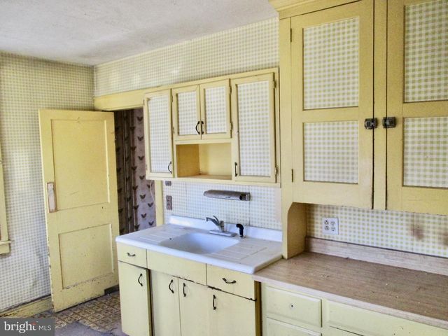 431 RAYMOND ST, Reading, PA 19605