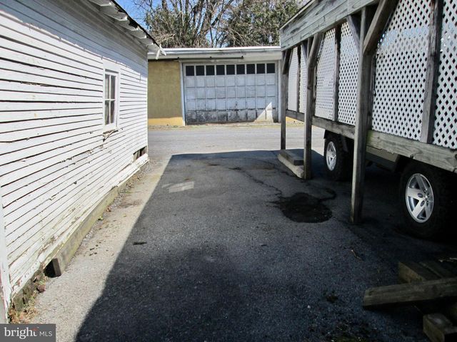 431 RAYMOND ST, Reading, PA 19605