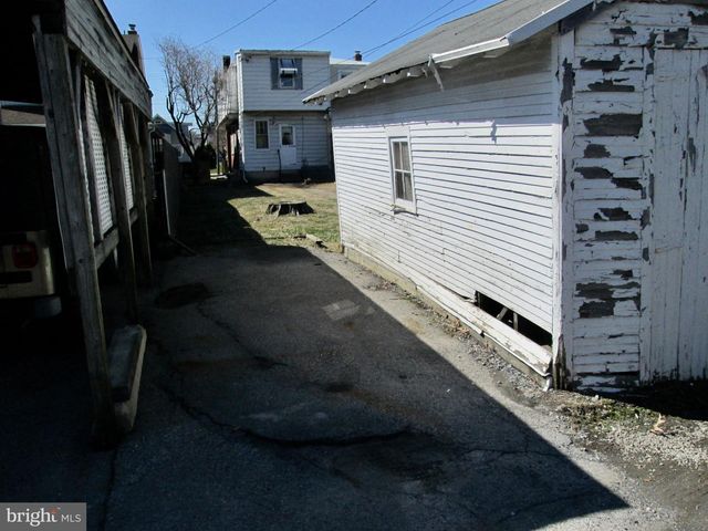 431 RAYMOND ST, Reading, PA 19605