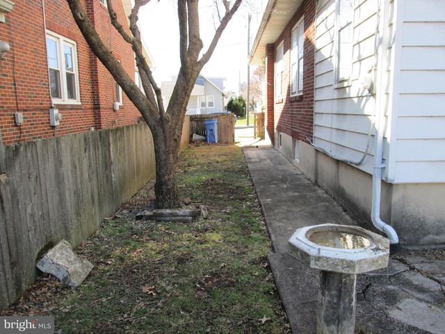 431 RAYMOND ST, Reading, PA 19605