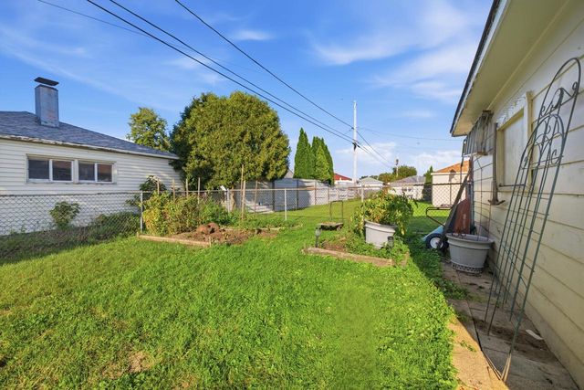 3688 E Klieforth AVENUE, Cudahy, WI 53110