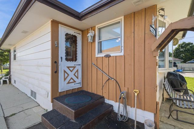 3688 E Klieforth AVENUE, Cudahy, WI 53110