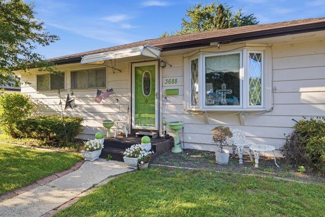 3688 E Klieforth AVENUE, Cudahy, WI 53110