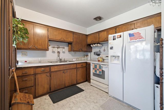 3688 E Klieforth AVENUE, Cudahy, WI 53110