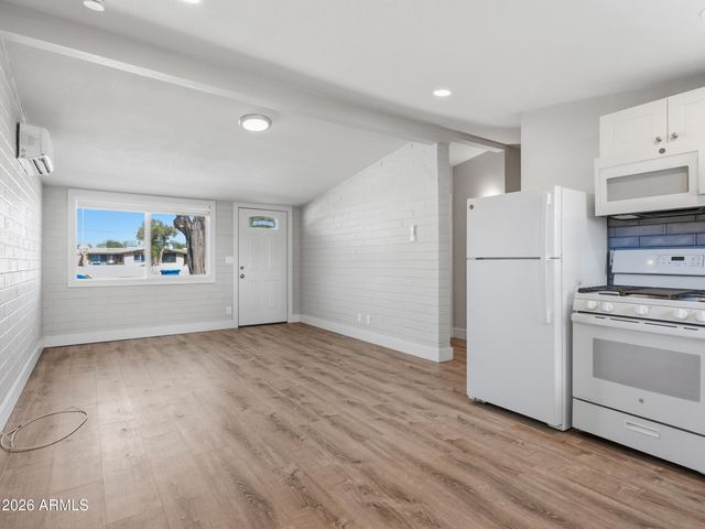 730 N DELAWARE Street, Chandler, AZ 85225