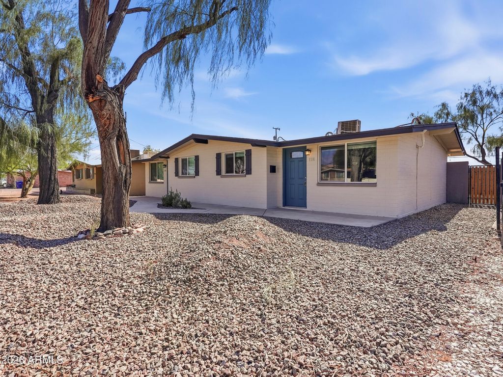 730 N DELAWARE Street, Chandler, AZ 85225 — photo 3