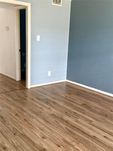 210 E North Street, Livingston, TX 77351