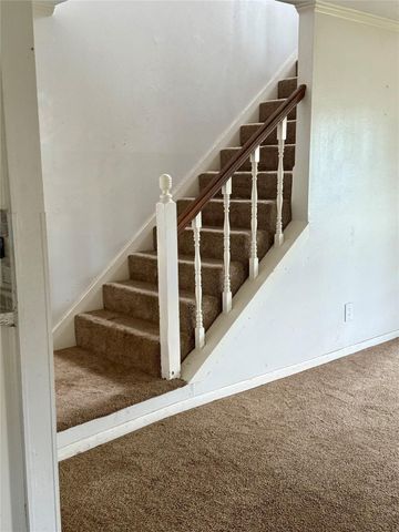 210 E North Street, Livingston, TX 77351