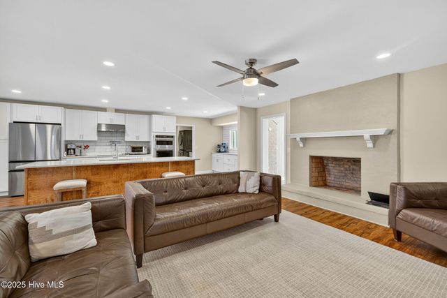 410 John S Mosby Drive, Wilmington, NC 28412