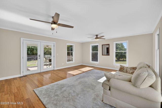 410 John S Mosby Drive, Wilmington, NC 28412