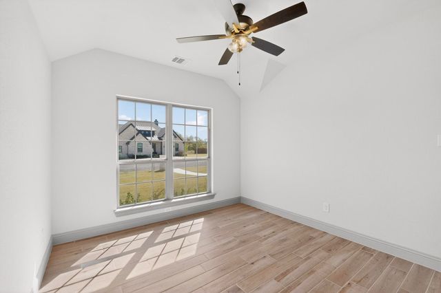 906 Maxine Drive, Athens, TX 75751